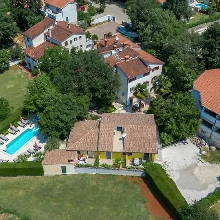 In With Terrace, Air Conditioning, W-lan, Washing Machine 4928-11 בית נופש