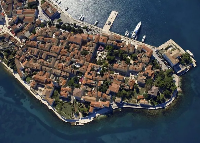 In With Terrace, Air Conditioning, W-lan, Washing Machine 4928-11 Feriehus Poreč