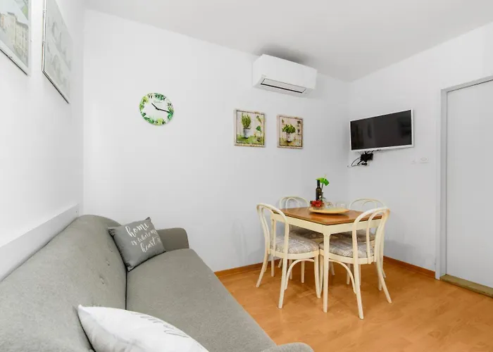 In With Terrace, Air Conditioning, W-lan, Washing Machine 4928-11 Nyaraló Poreč