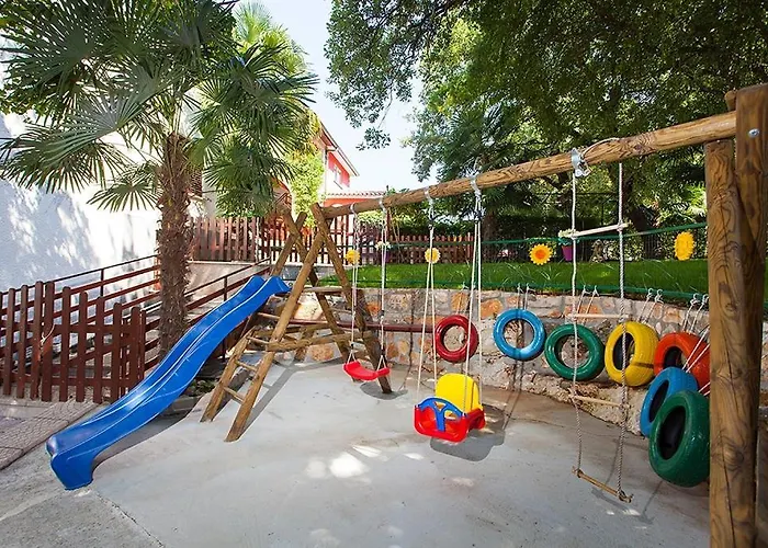 Casa vacanze In With Terrace, Air Conditioning, W-lan, Washing Machine 4928-11 Porec