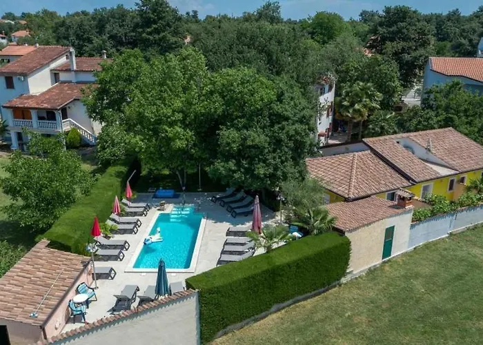 Casa vacanze In With Terrace, Air Conditioning, W-lan, Washing Machine 4928-11 *